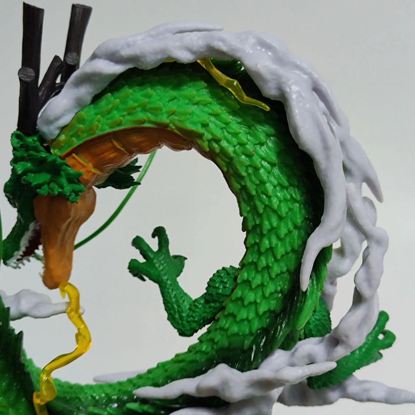 Dragon Ball Goku & Shenron Figure – 24cm PVC Anime Statue Model Toy with Box (Collector’s Edition)